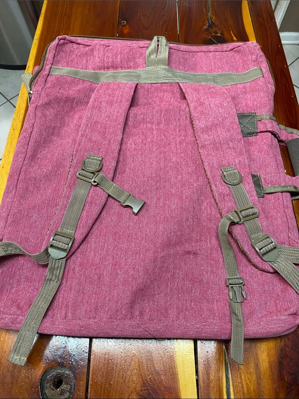 Oversized Versatile Men's Travel Backpack - Burgundy